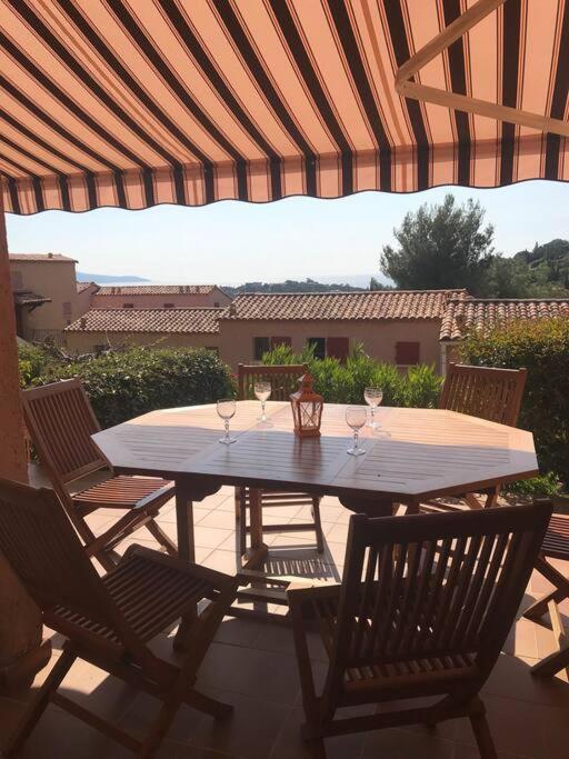 Terrasse De 30M2 Vue Mer Panoramique 1 Chambre Apartment Cavalaire-sur-Mer Exterior photo